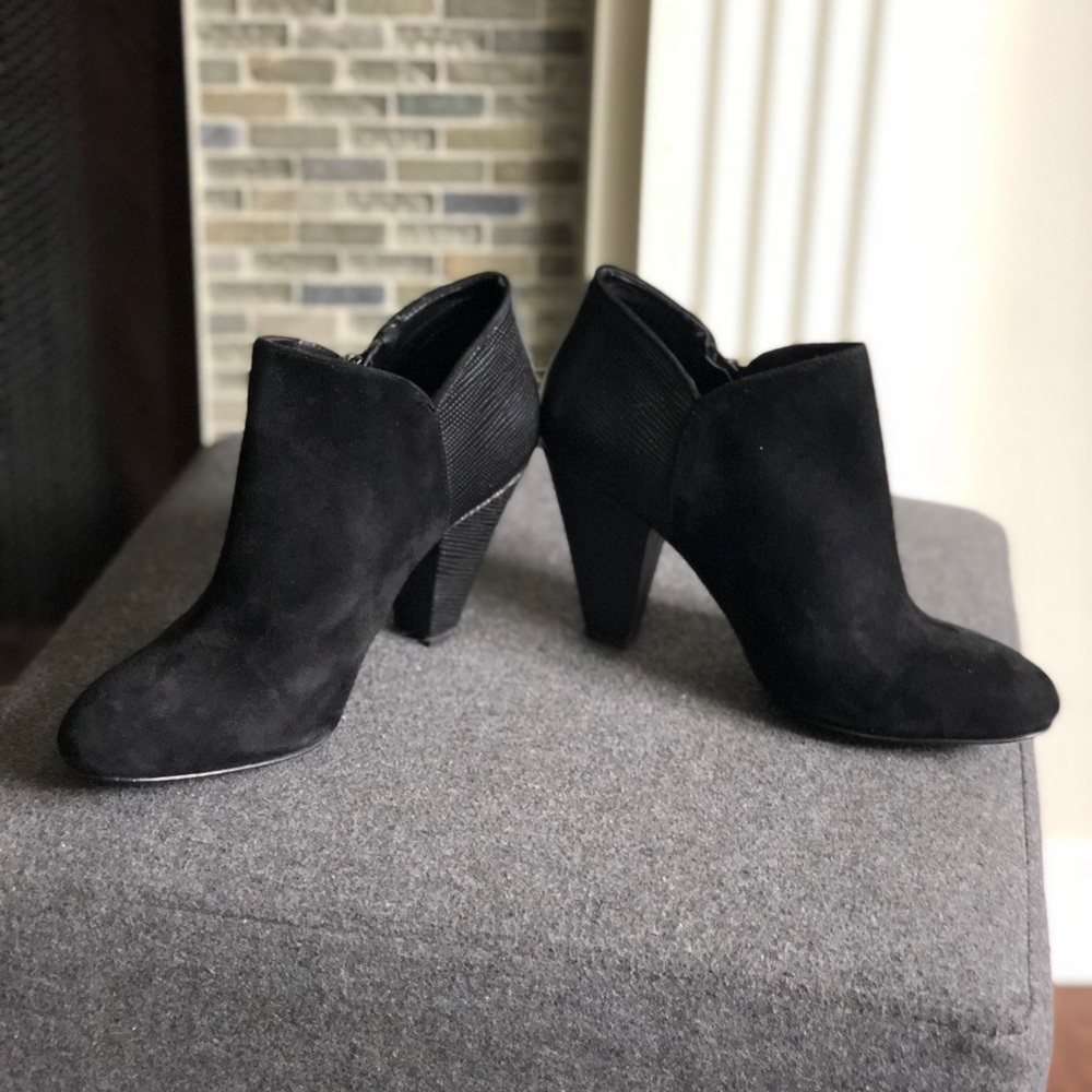 Gianni Bini Suede Low Cut Boot- New!
